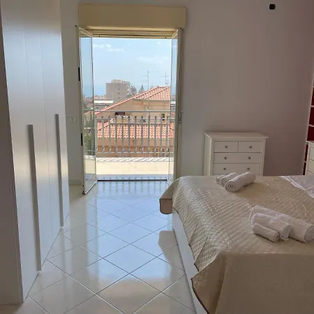 Appartamento Al centro di Aci *