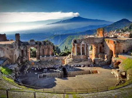 Al Centro Di Aci * Acireale